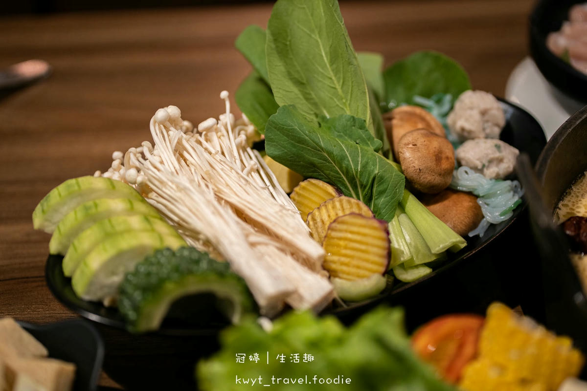 竹北火鍋吃到飽推薦-肉多多火鍋竹北光明店-竹北麻辣鍋推薦-竹北吃到飽推薦-竹北壽星優惠 (51 - 57).jpg