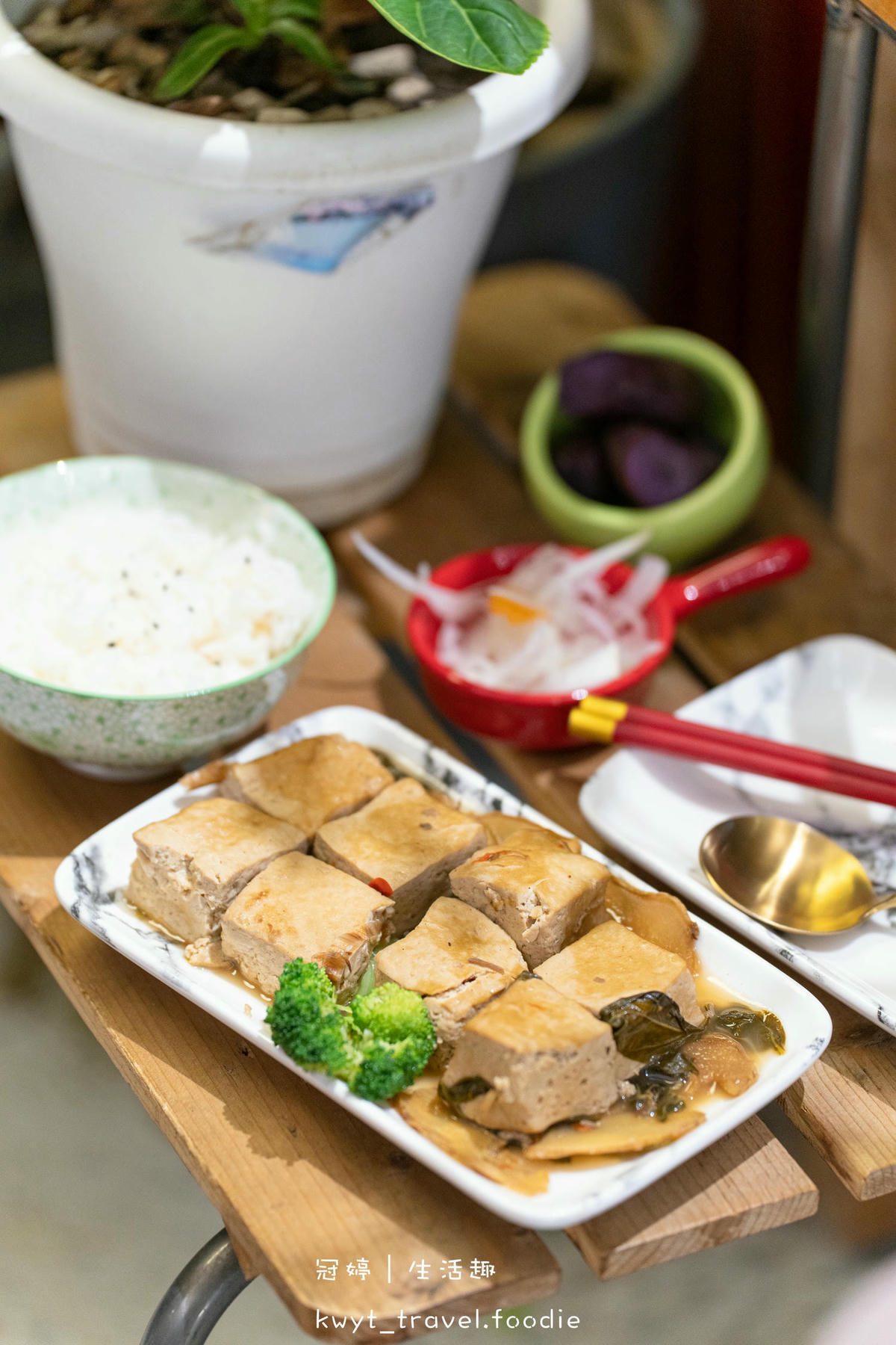 台南麻辣鍋餐廳推薦-界麻辣湯-台南文化中心美食推薦-林百貨美食推薦-孔廟商圈美食推薦-35.jpg