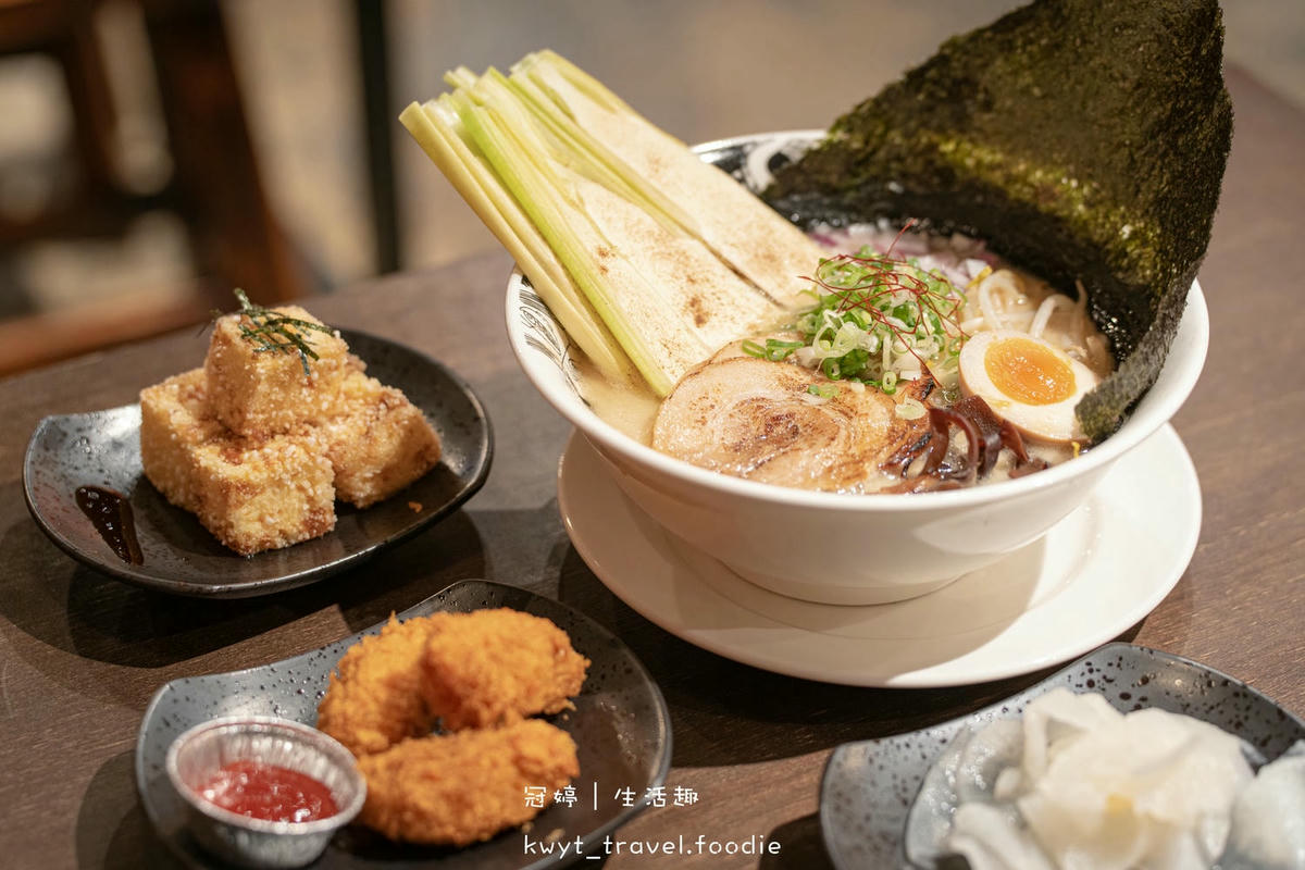 台中西區美食推薦-橫杉拉麵勤美店-勤美商圈美食推薦-台中拉麵推薦-13.jpg