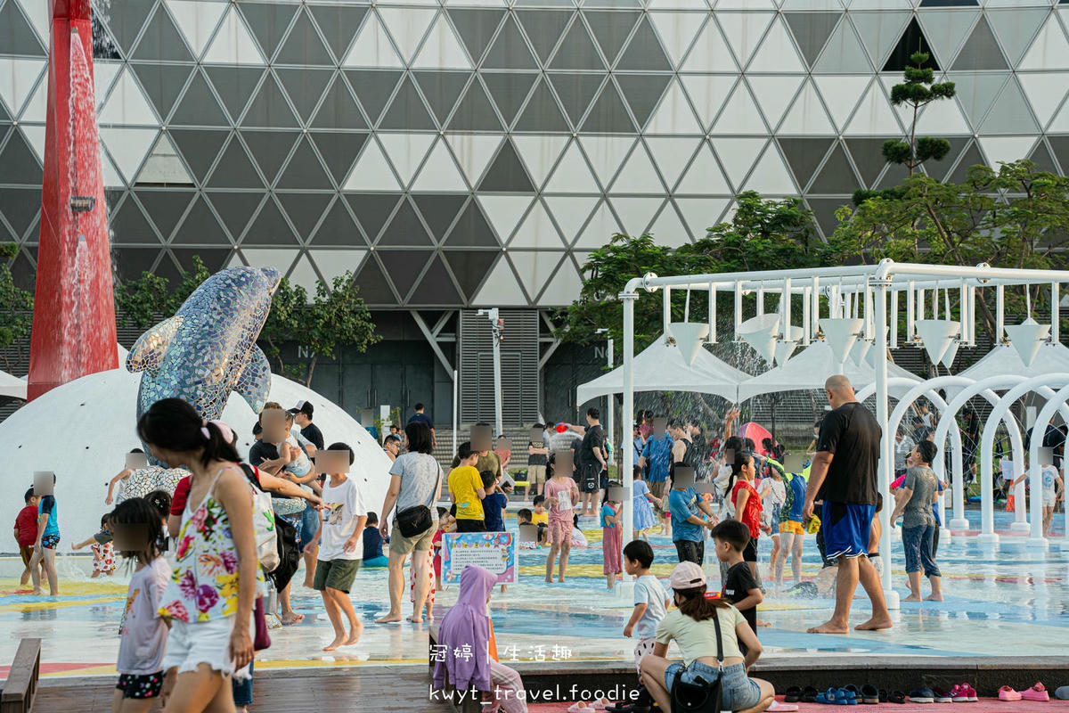 高雄前鎮親子景點推薦-星光水岸公園-高雄前鎮旅遊景點推薦-4.jpg