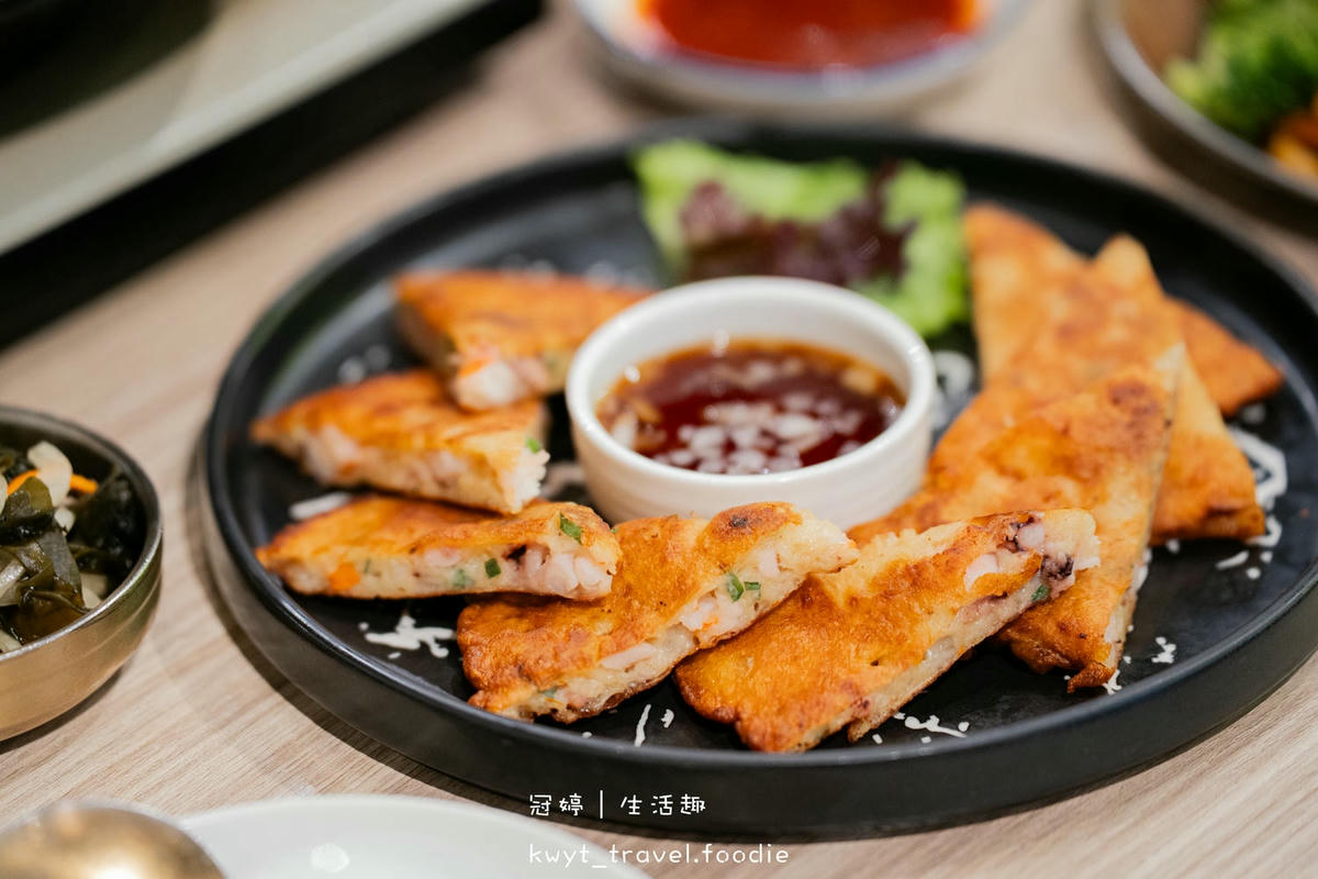 【梨谷ATT信義二店】爆料海陸嫩豆腐鍋免費吃！信義區餐廳包廂