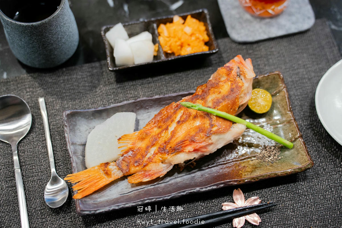 【明水然・樂淡水景觀店】絕美夕陽河景！台北無菜單鐵板燒，野生