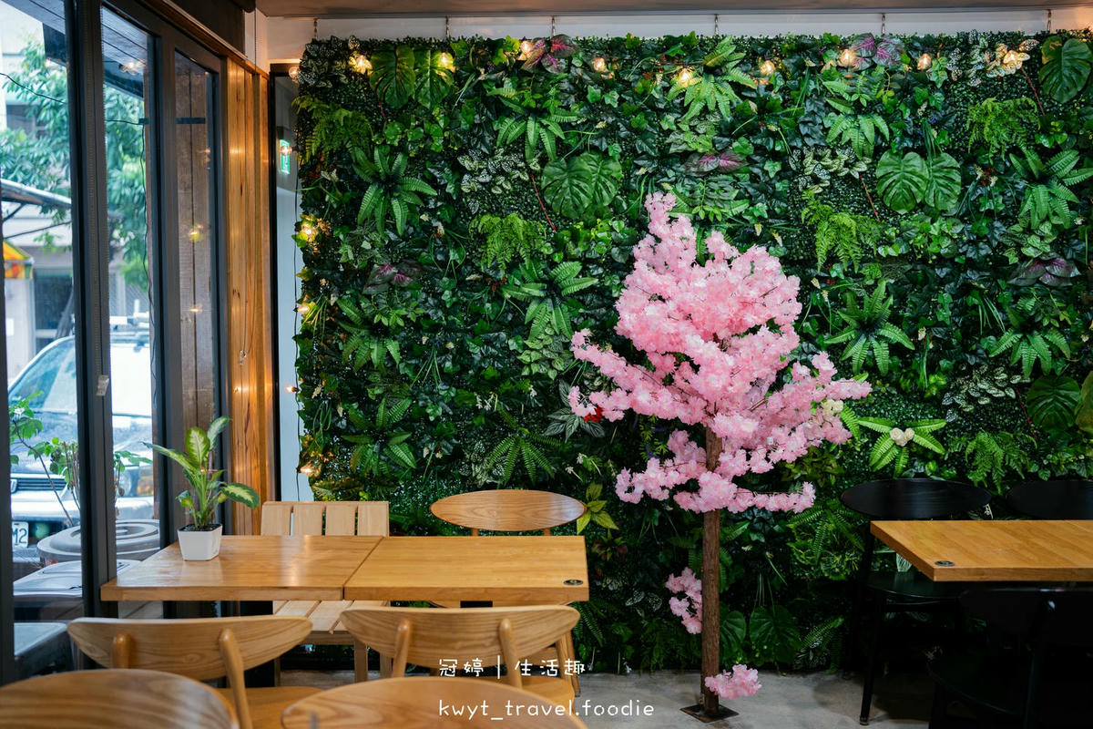 【柚子早午餐】隱藏版超強串燒！台中北區早午餐，大份量早午餐吃