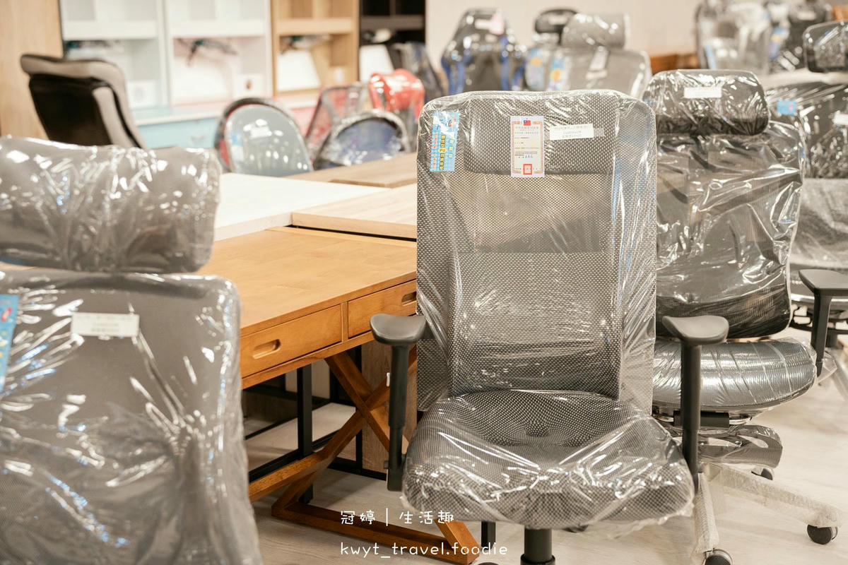 台中家具推薦_中友家具，3000坪展示空間超好逛！小資族家具