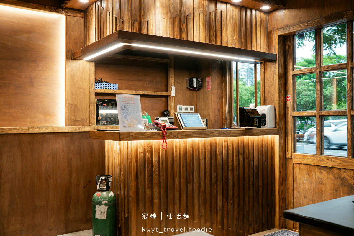 台南吃到飽燒肉火鍋_一燒十味昭和園安平店，120分鐘爽嗑龍蝦