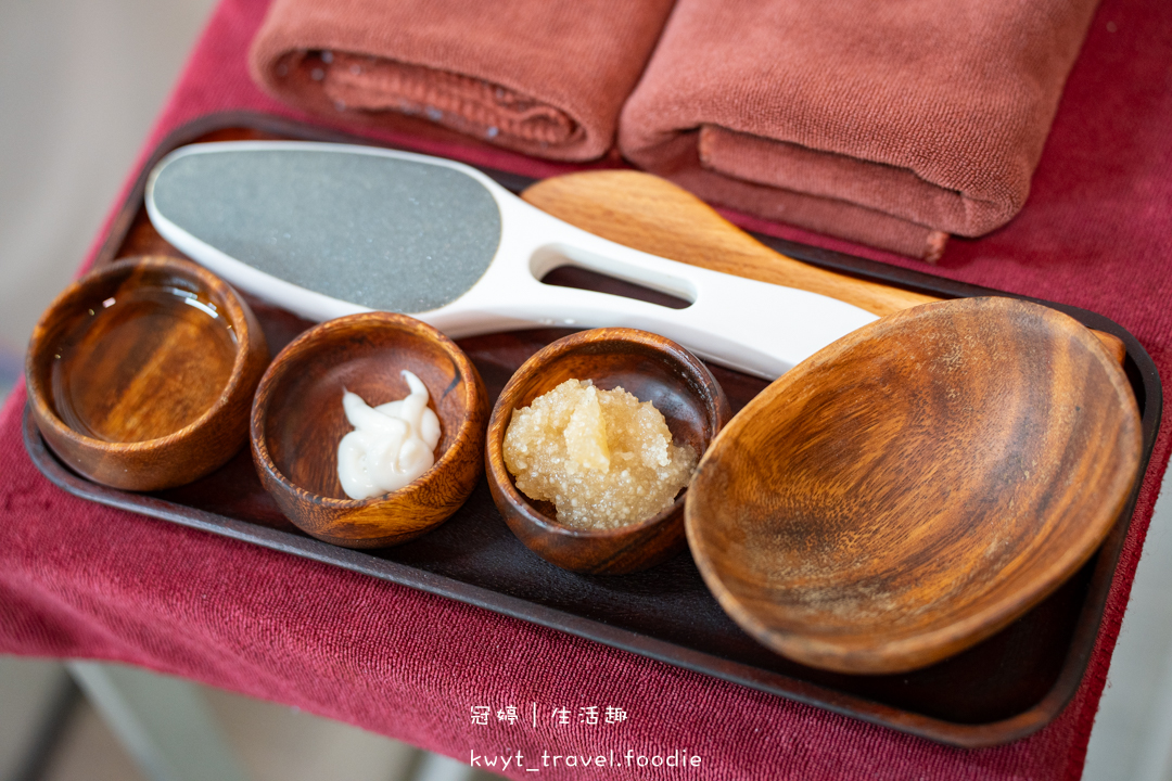 [板橋新中式美睫設計]AN藝術工坊，忙碌女生的救星！2.5小時同步完成美睫手足美甲保養，躺著睡一覺就變美，板橋美甲推薦，附最新美睫美甲價格表