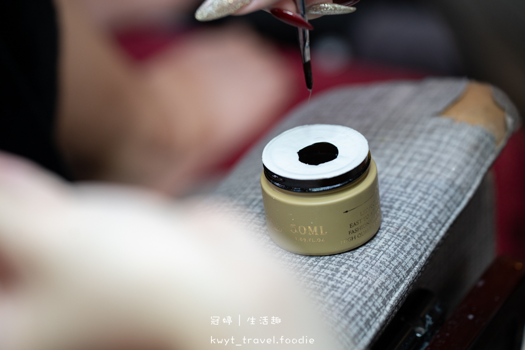 [板橋新中式美睫設計]AN藝術工坊，忙碌女生的救星！2.5小時同步完成美睫手足美甲保養，躺著睡一覺就變美，板橋美甲推薦，附最新美睫美甲價格表