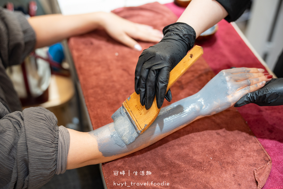 [板橋新中式美睫設計]AN藝術工坊，忙碌女生的救星！2.5小時同步完成美睫手足美甲保養，躺著睡一覺就變美，板橋美甲推薦，附最新美睫美甲價格表