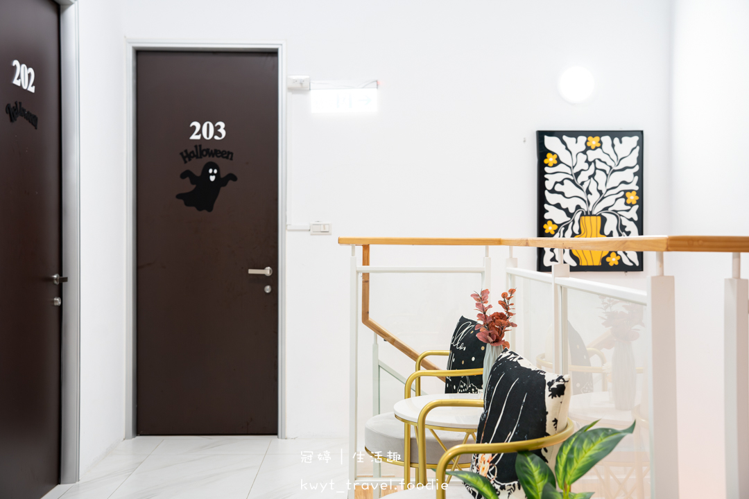 [嘉義民雄包棟民宿]晉美民宿一館，住進嘉義純白豪宅！KTV歡唱、電動麻將、戶外烤肉，嘉義親子寵物友善住宿推薦，最新包棟民宿住宿費用