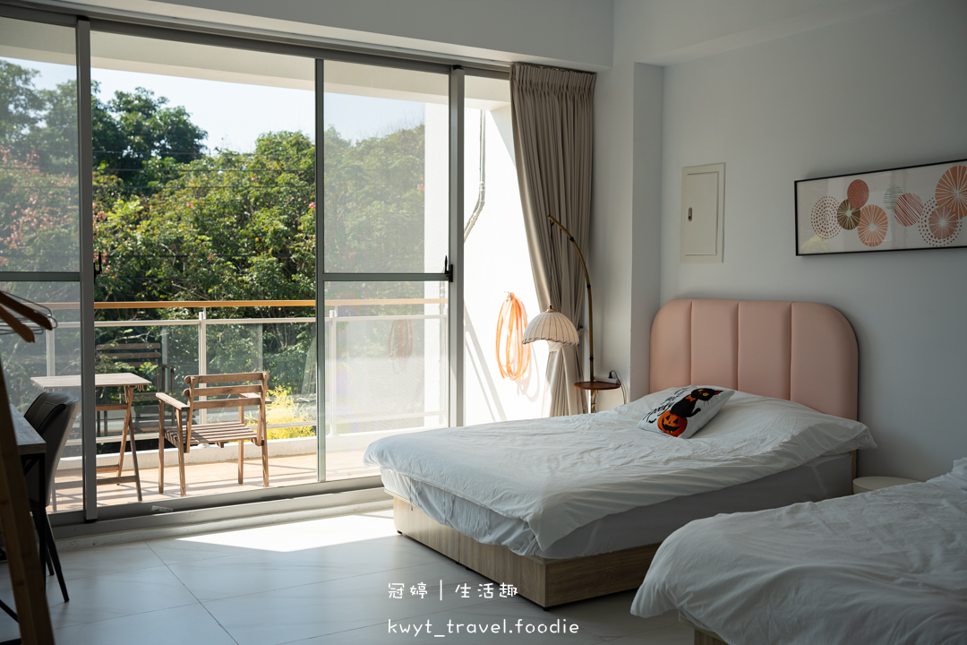 [嘉義民雄包棟民宿]晉美民宿一館，住進嘉義純白豪宅！KTV歡唱、電動麻將、戶外烤肉，嘉義親子寵物友善住宿推薦，最新包棟民宿住宿費用