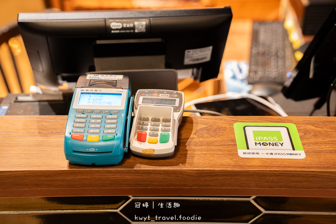 [高雄無菜單鐵板燒]明水然高雄大立店，有溫度的板前服務2000元有找，享受15道頂級海陸饗宴，龍蝦干貝鮑魚！高雄約會餐廳，附無菜單鐵板燒價位