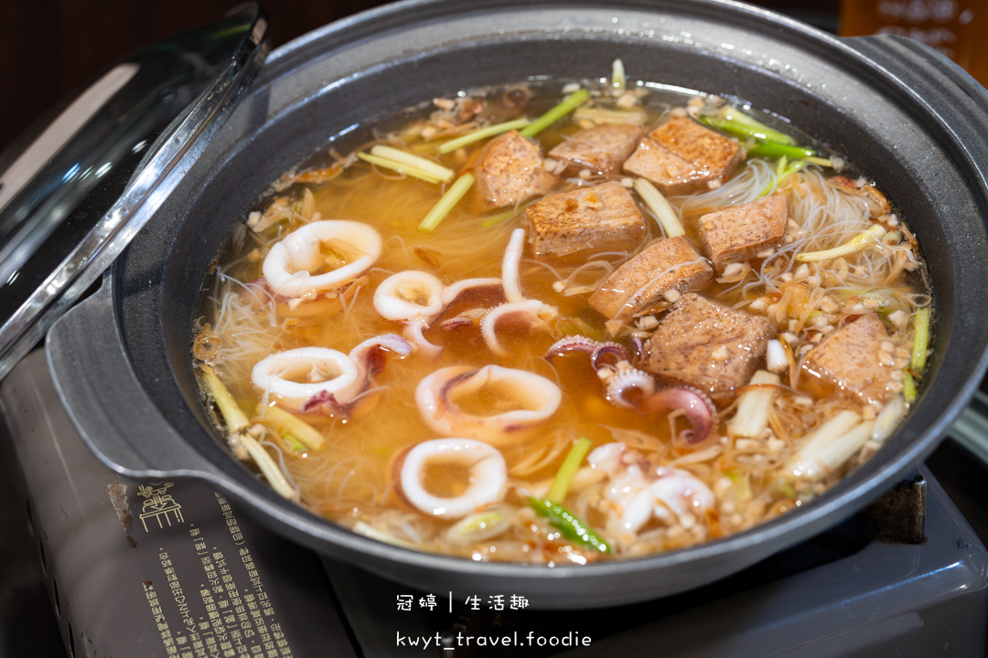 [台南新營景觀餐廳]華味香景觀宴會餐廳，這鍋四人份才350元！80年老店變身歐式花園餐廳，台南新營聚餐好停車推薦，附最新菜單