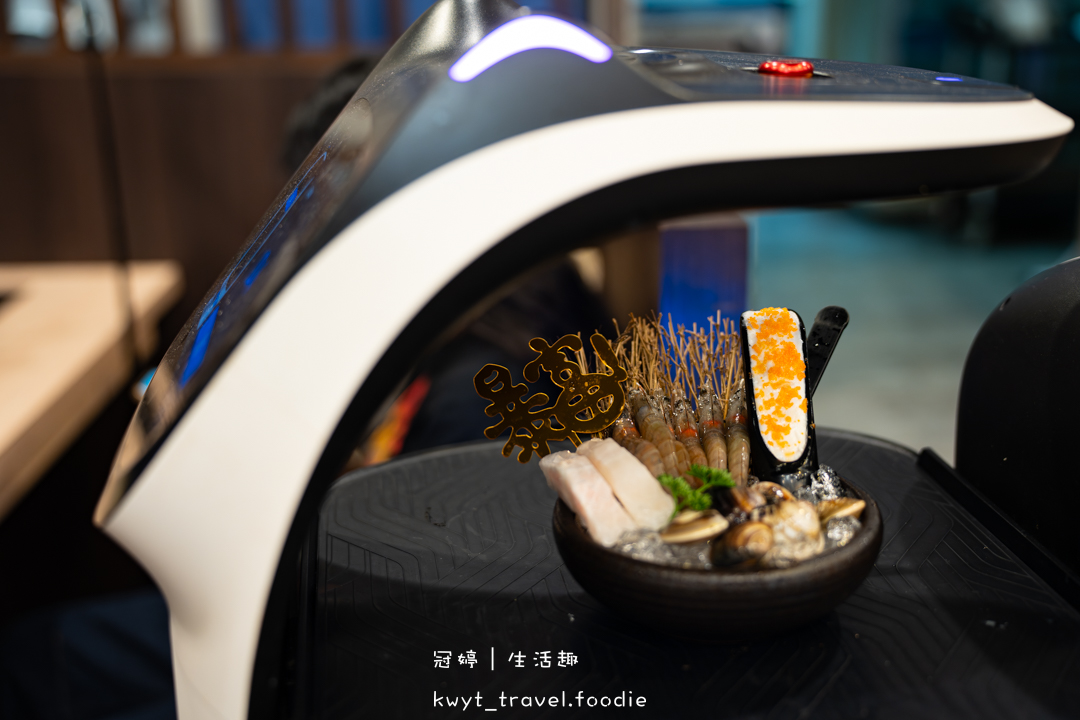 [台南北區火鍋]敝姓鍋台南海安店，壽星送海鮮拼盤！喝一口就上癮的老菜脯炒雞鍋，台南壽星優惠推薦，附最新菜單