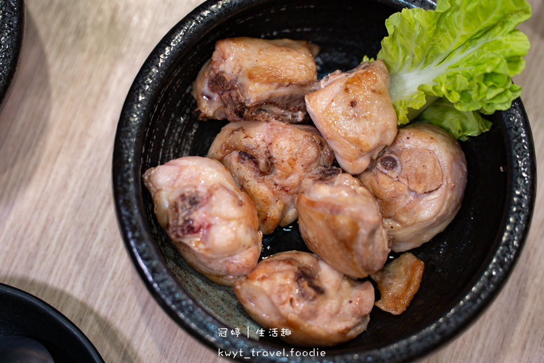 [台南北區火鍋]敝姓鍋台南海安店，壽星送海鮮拼盤！喝一口就上癮的老菜脯炒雞鍋，台南壽星優惠推薦，附最新菜單