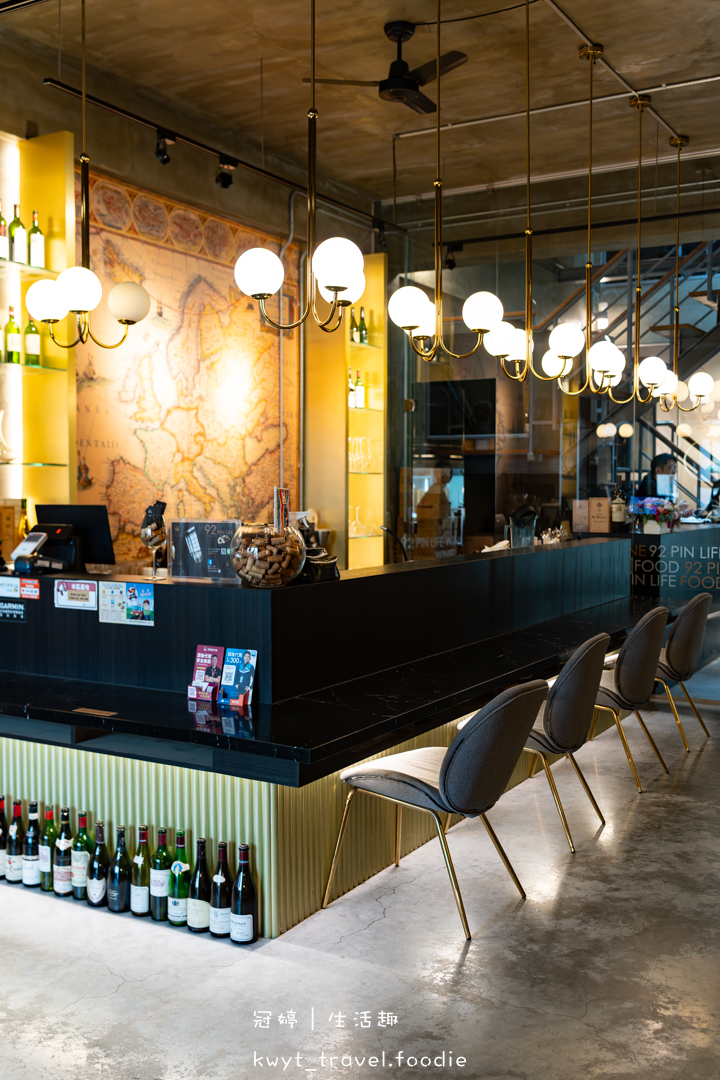 [台南中西區餐酒館]玖二品生活食酒館，味蕾的極致享受！不收開瓶費，精選TO5必吃料理，中西區約會聚餐餐廳推薦，附最新菜單