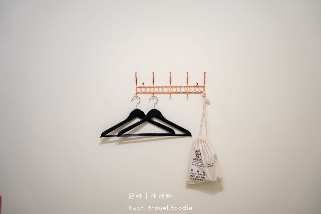 [台東住宿]銘居民宿，雙人房住宿一晚1524元！走路5分鐘到台東火車站，隱藏版在地美食清單，台東平價民宿，最新住宿房價參考