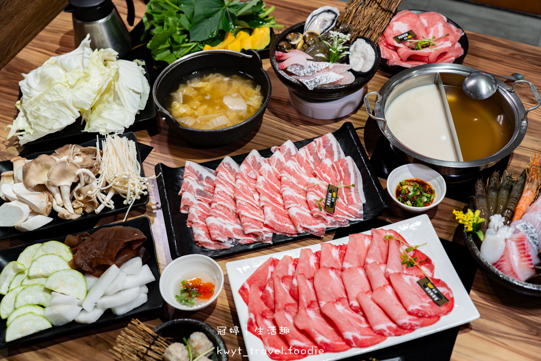 [雲林斗南火鍋吃到飽]鍋道一號斗南旗艦店，CP值爆表！海鮮饗宴不到500元，加送黑蜜豬，斗南美食餐廳推薦，附最新菜單