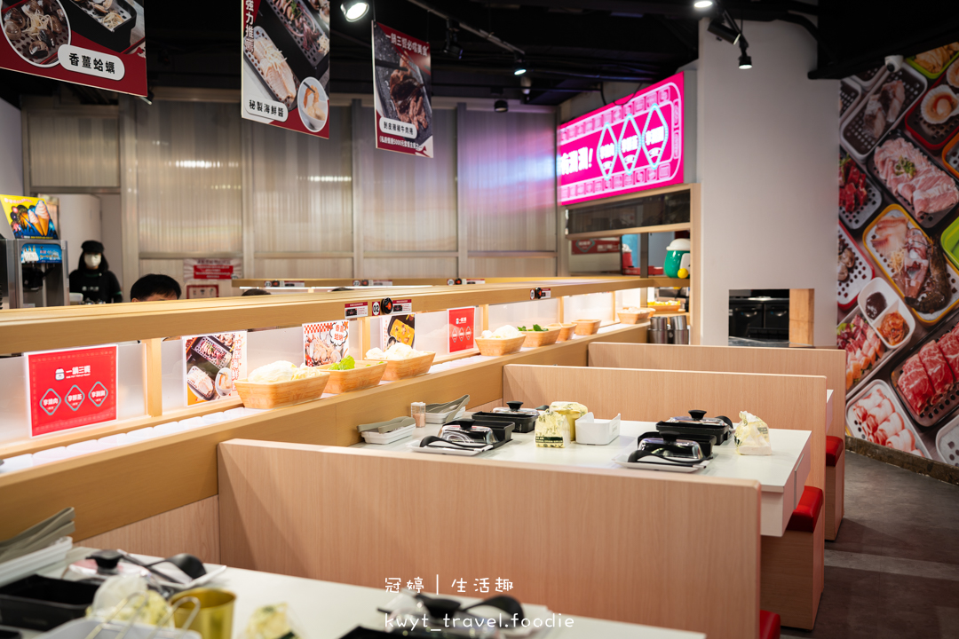 [板橋府中吃到飽]一鍋三饗，吃到飽298元起，火鍋烤肉蒸物三吃加迴轉火鍋料無限吃，捷運府中站美食推薦，附最新菜單