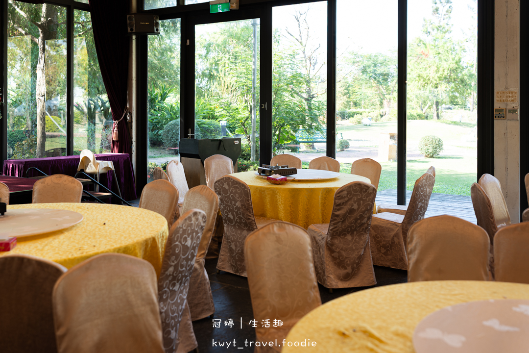 [台南新營聚餐好停車]華味香景觀宴會餐廳，熟客推薦菜單全攻略！必點350元大份量芋頭小卷米粉、功夫菜芋泥貢鴨，新營美食餐廳推薦，附最新菜單