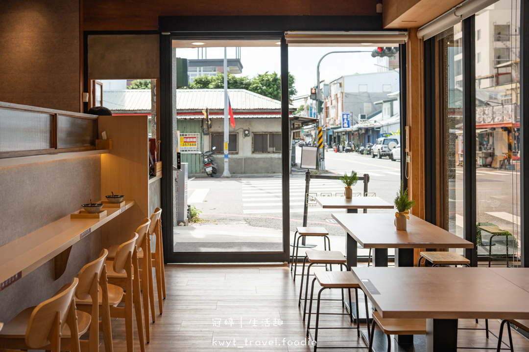 [台東包棟民宿]台東融舍民宿，雙人房住宿一晚1524元起！走路7分鐘到車站，Switch、爆滿零食櫃，高CP值寵物友善別墅開箱，民宿最新房價