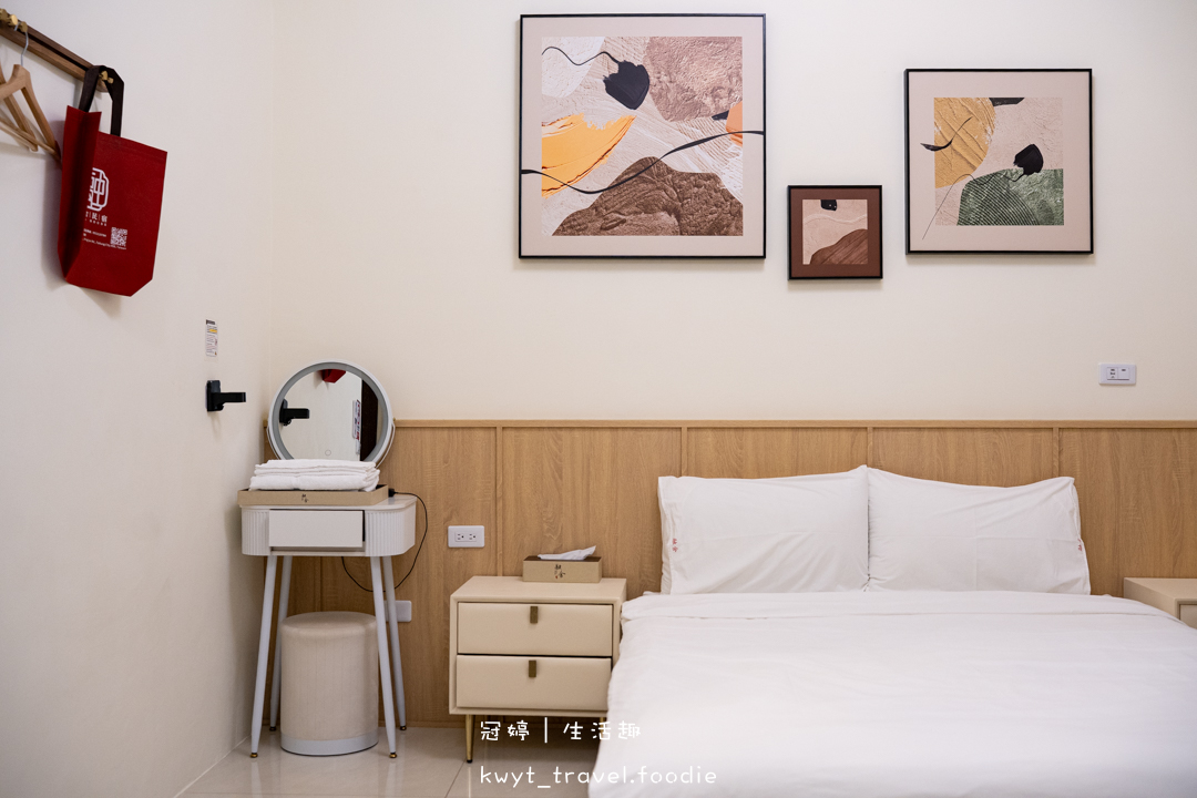 [台東包棟民宿]台東融舍民宿，雙人房住宿一晚1524元起！走路7分鐘到車站，Switch、爆滿零食櫃，高CP值寵物友善別墅開箱，民宿最新房價