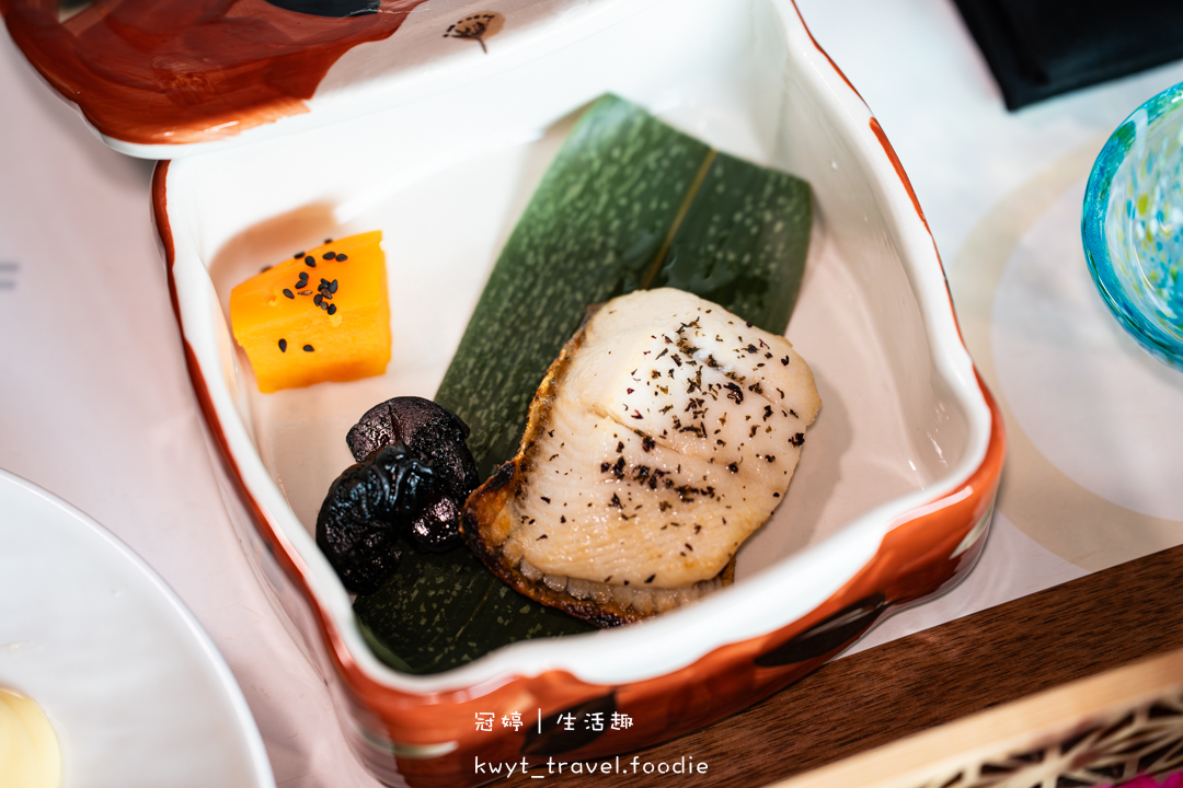 [台北信義區約會餐廳]日山割烹壽喜燒台北店，連續10年米其林一星！不用飛東京，開箱極上日山套餐，台北包廂餐廳推薦，附最新菜單