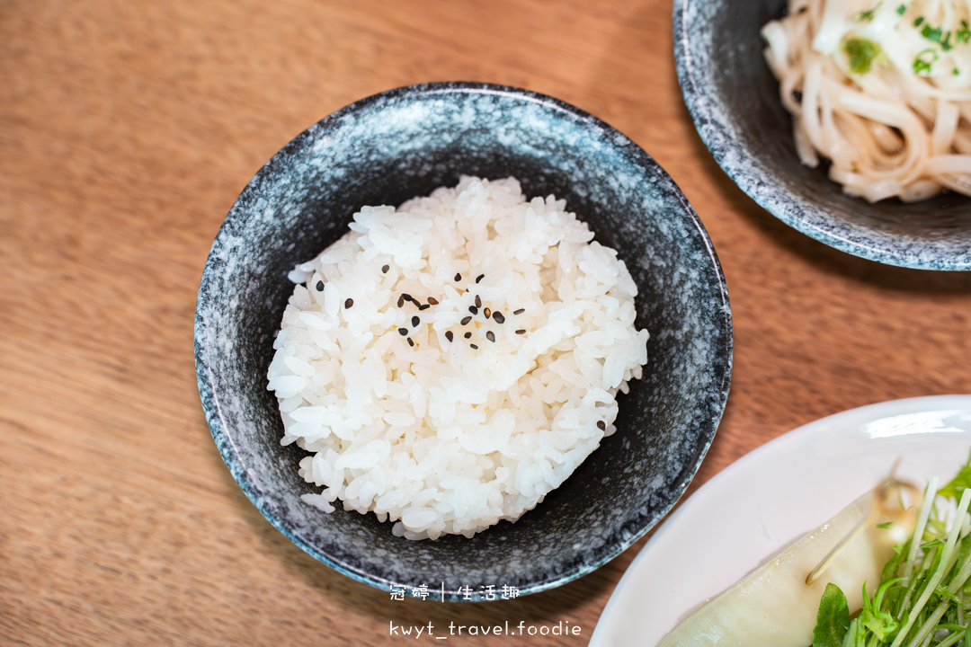 [台北信義區約會餐廳]日山割烹壽喜燒台北店，連續10年米其林一星！不用飛東京，開箱極上日山套餐，台北包廂餐廳推薦，附最新菜單