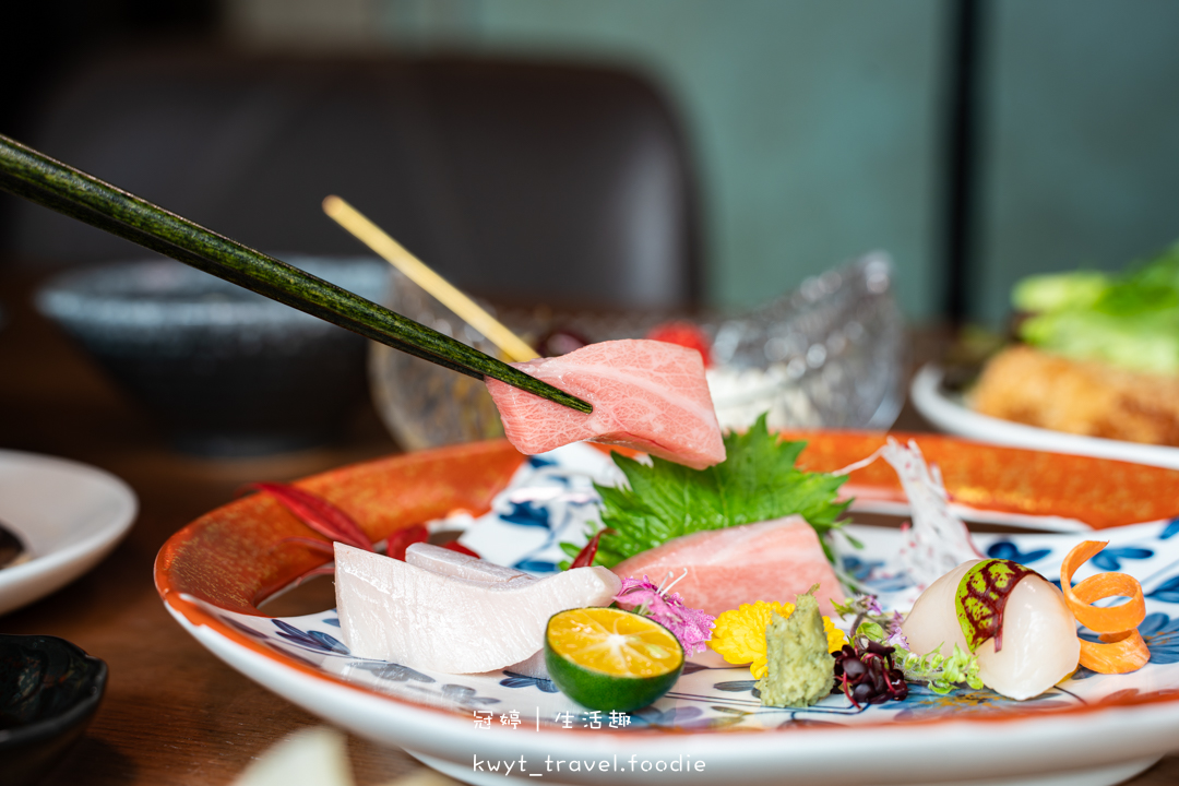 [台北信義區約會餐廳]日山割烹壽喜燒台北店，連續10年米其林一星！不用飛東京，開箱極上日山套餐，台北包廂餐廳推薦，附最新菜單