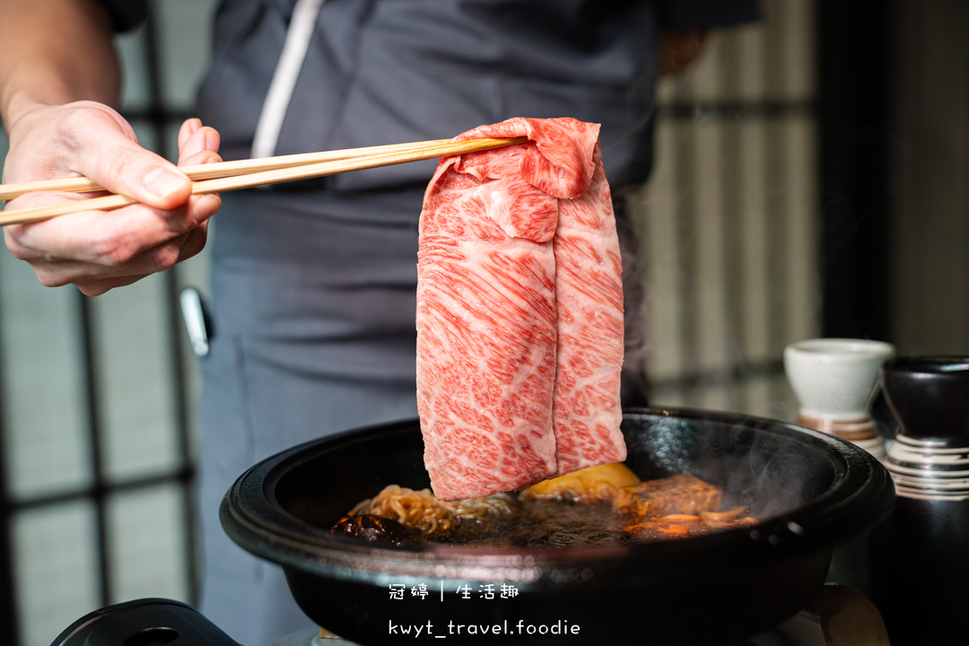 [台北信義區約會餐廳]日山割烹壽喜燒台北店，連續10年米其林一星！不用飛東京，開箱極上日山套餐，台北包廂餐廳推薦，附最新菜單