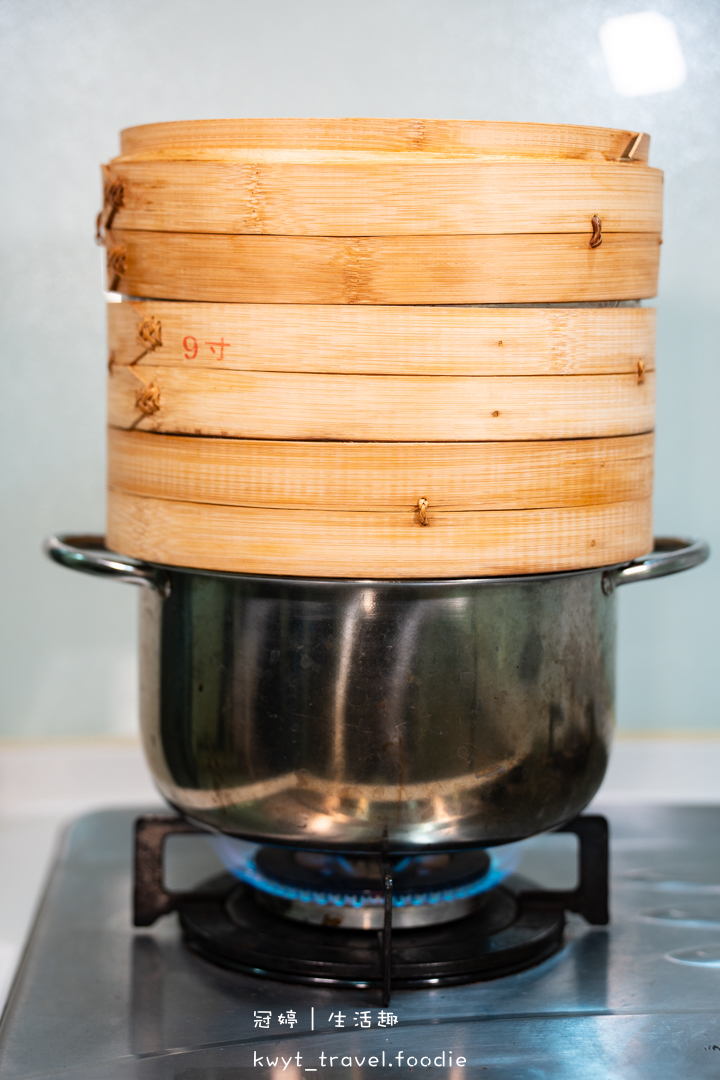 [2026冷凍料理包推薦]華味香鴨肉饗宴，最強冷凍料理包！只要一個蒸籠，10分鐘開席