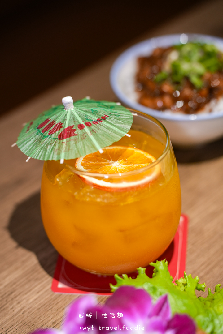 [台北中山區雞湯火鍋]星曜雞湯，雞湯界愛馬仕！免費無限續湯，A5和牛與現流海鮮的奢華饗宴，台北包廂餐廳推薦，附最新菜單