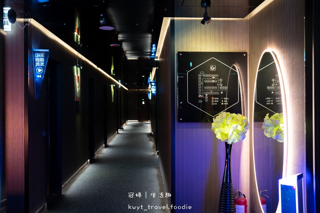 [桃園約會住宿]i hotel中壢旗艦館，3180元一泊二食林聰明砂鍋魚套餐、自助式早餐，全球首創電子競技主題旅館，中壢住宿，附最新休息住宿費用參考