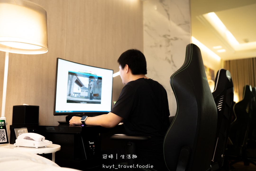 [桃園約會住宿]i hotel中壢旗艦館，3180元一泊二食林聰明砂鍋魚套餐、自助式早餐，全球首創電子競技主題旅館，中壢住宿，附最新休息住宿費用參考