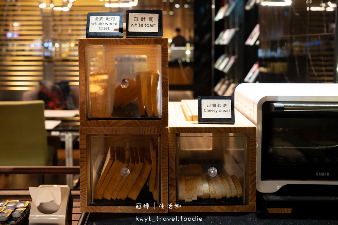 [桃園約會住宿]i hotel中壢旗艦館，3180元一泊二食林聰明砂鍋魚套餐、自助式早餐，全球首創電子競技主題旅館，中壢住宿，附最新休息住宿費用參考