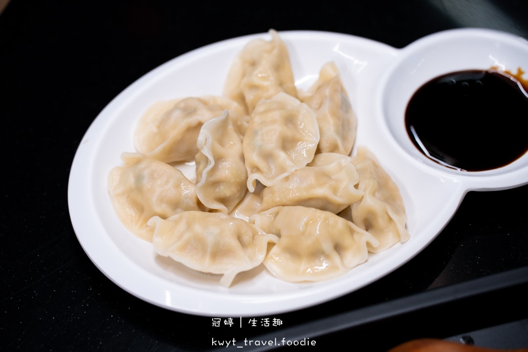 [桃園約會住宿]i hotel中壢旗艦館，3180元一泊二食林聰明砂鍋魚套餐、自助式早餐，全球首創電子競技主題旅館，中壢住宿，附最新休息住宿費用參考