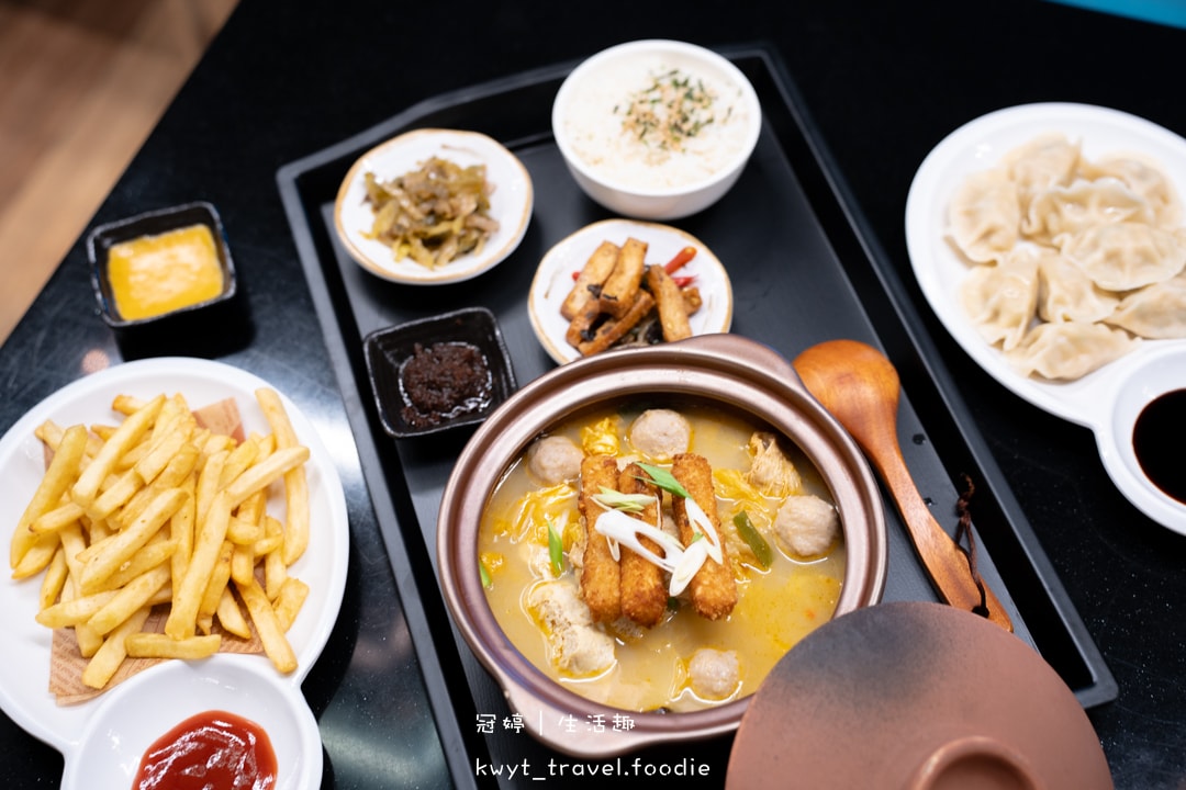 [桃園約會住宿]i hotel中壢旗艦館，3180元一泊二食林聰明砂鍋魚套餐、自助式早餐，全球首創電子競技主題旅館，中壢住宿，附最新休息住宿費用參考