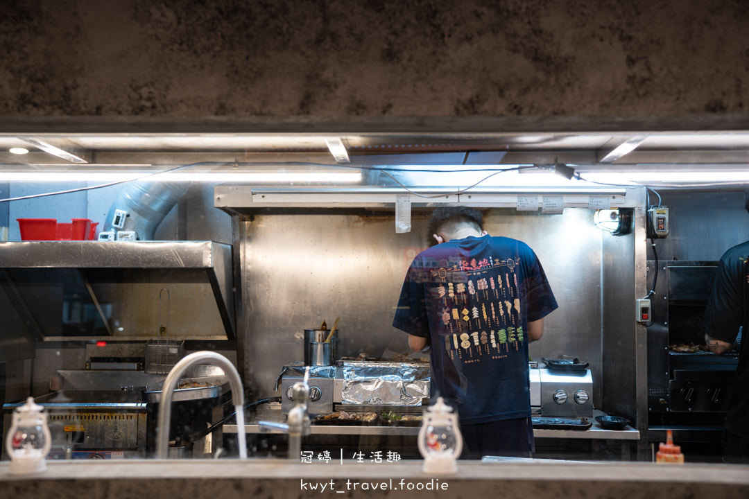 [三重宵夜美食]柒息地串燒居酒屋三重自強店，生啤酒暢飲299元，整張菜單內用外帶都9折，三重聚餐推薦，附最新菜單