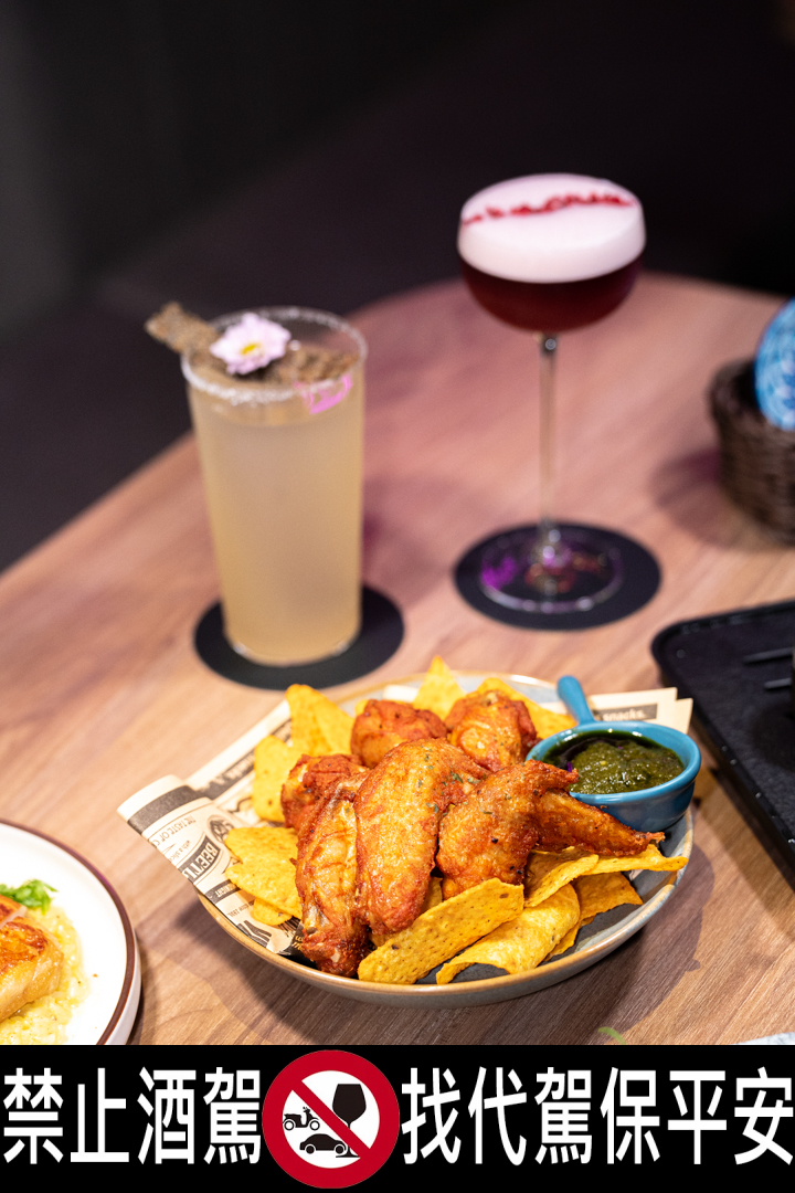 [台北西門町酒吧]RayDarts.Taipei bar，歡慶9週年！6月人氣調酒師客座，餐點、調酒都很讚，台北運動酒吧推薦，附最新菜單