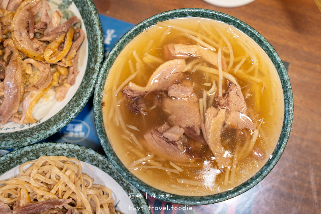 [台南新營必吃美食]華味香鴨肉羹延平店，在地人激推傳承古法鴨肉羹，必點獨家150元超值套餐與藥膳醉鴨，華味香鴨肉羹最新菜單